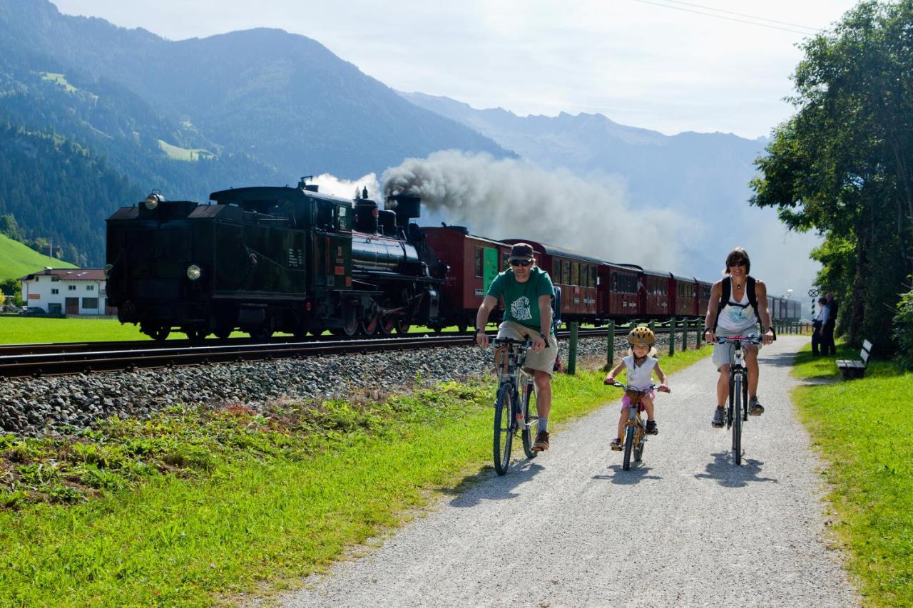 Chalets Aue Hart im Zillertal Esterno foto